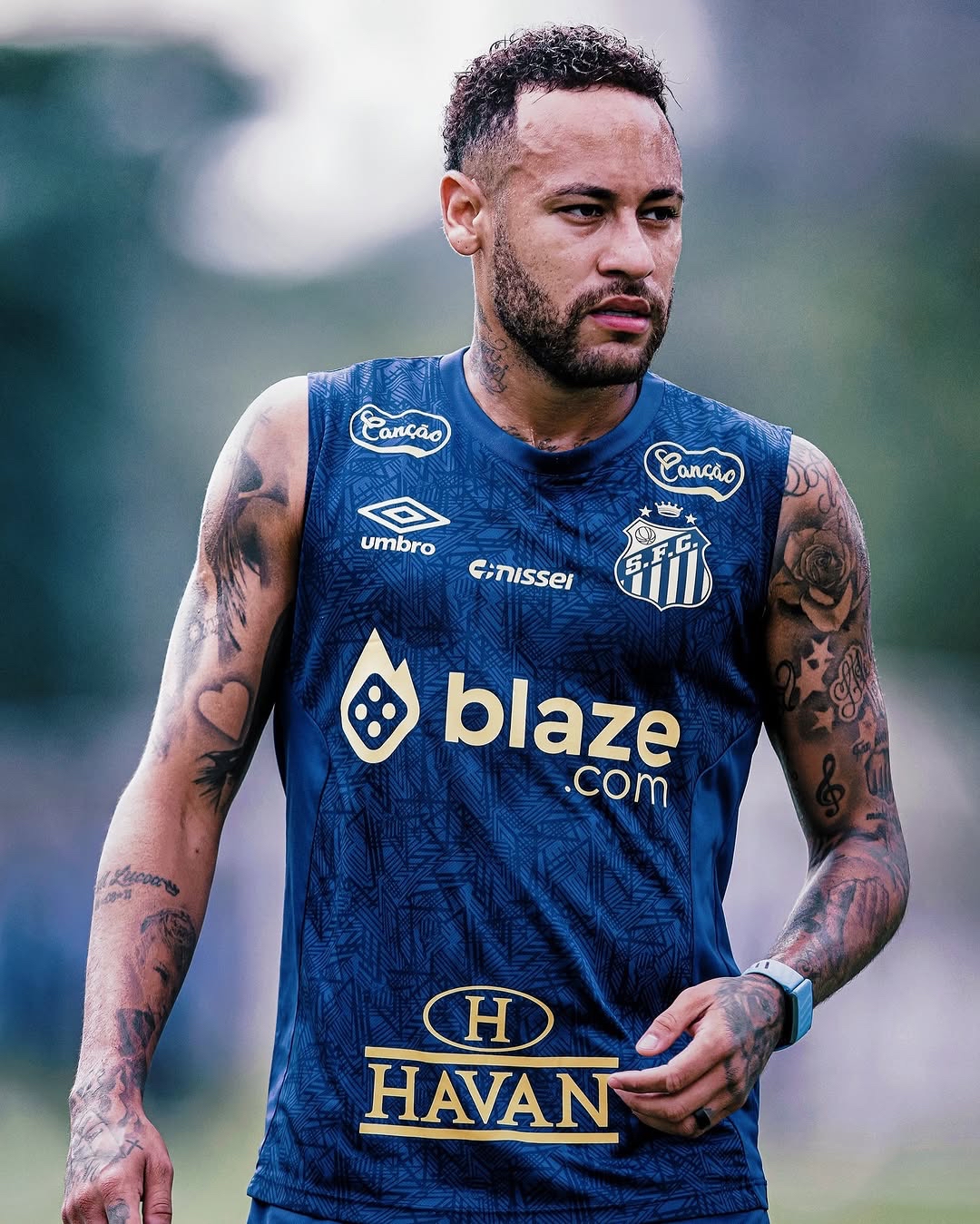  勇士喜迎五连胜 