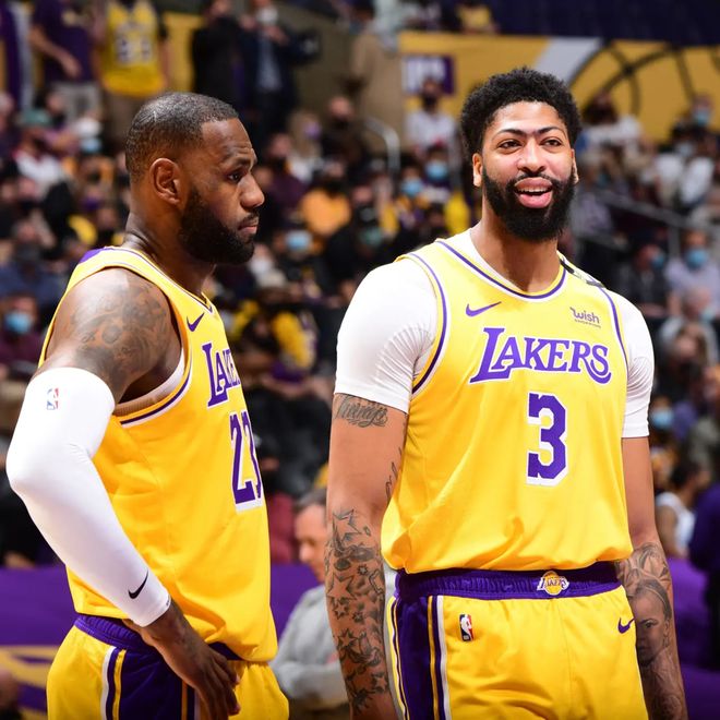 Karsa重要时刻出色发挥，快船带队取胜！上演精彩一战(至少还有你原唱歌词)