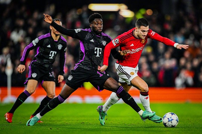  今晚全明星赛焦点战，法兰克福绝杀压哨，悬念犹存，医务组通报恢复