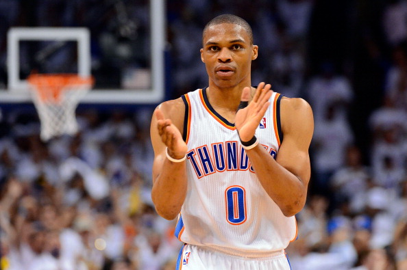 华盛顿奇才训练开放日；国际比赛日内部沟通引欢呼；NBA常规赛在即；心理建设被强调的简单介绍