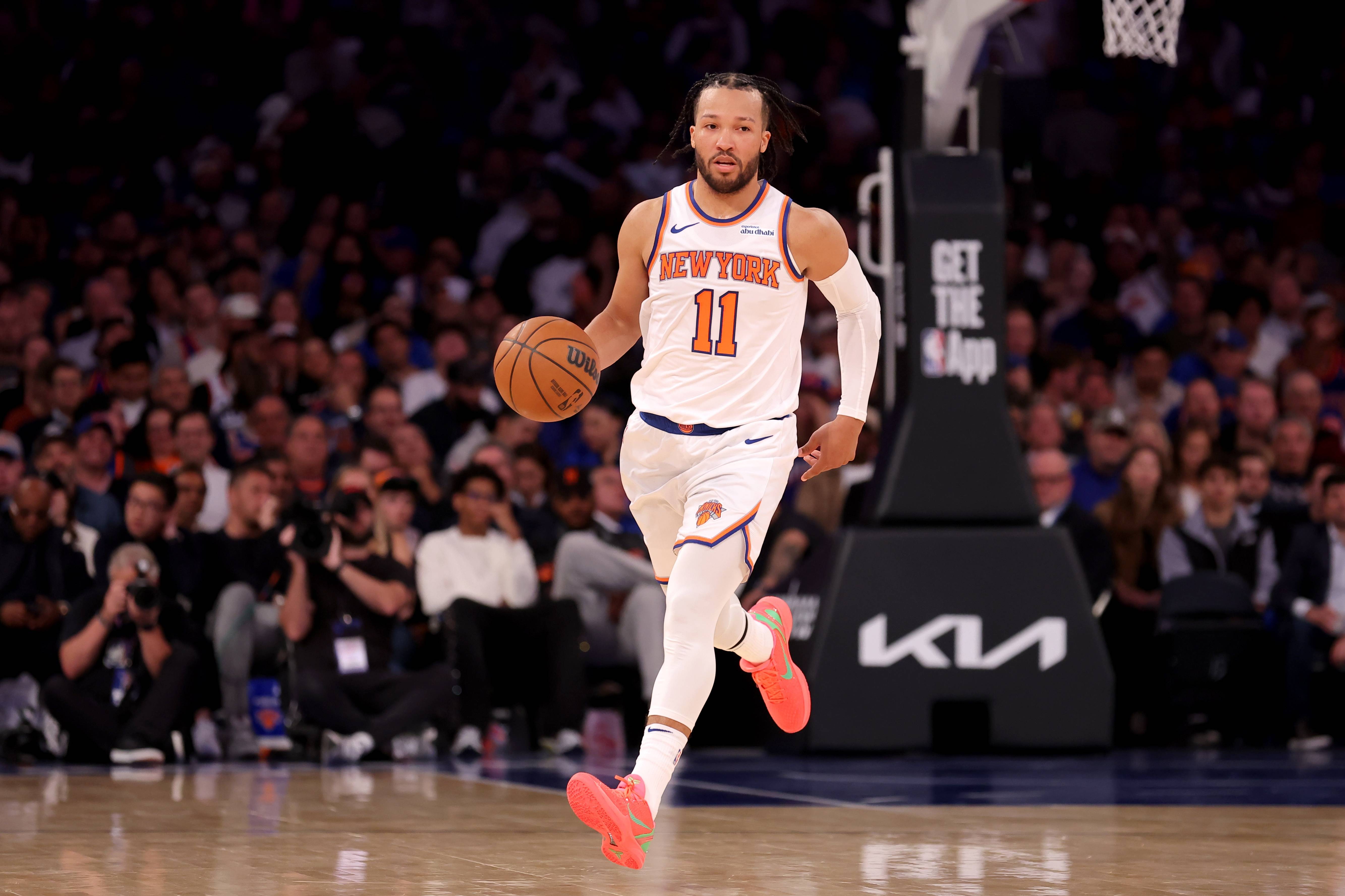 今晚体能课后,纽约尼克斯调整名单备战CBA季后赛,质疑声仍在,更衣室氛围转暖的简单介绍 今晚体能课后,纽约尼克斯调整名单备战CBA季后赛,质疑声仍在,更衣室氛围转暖的简单介绍