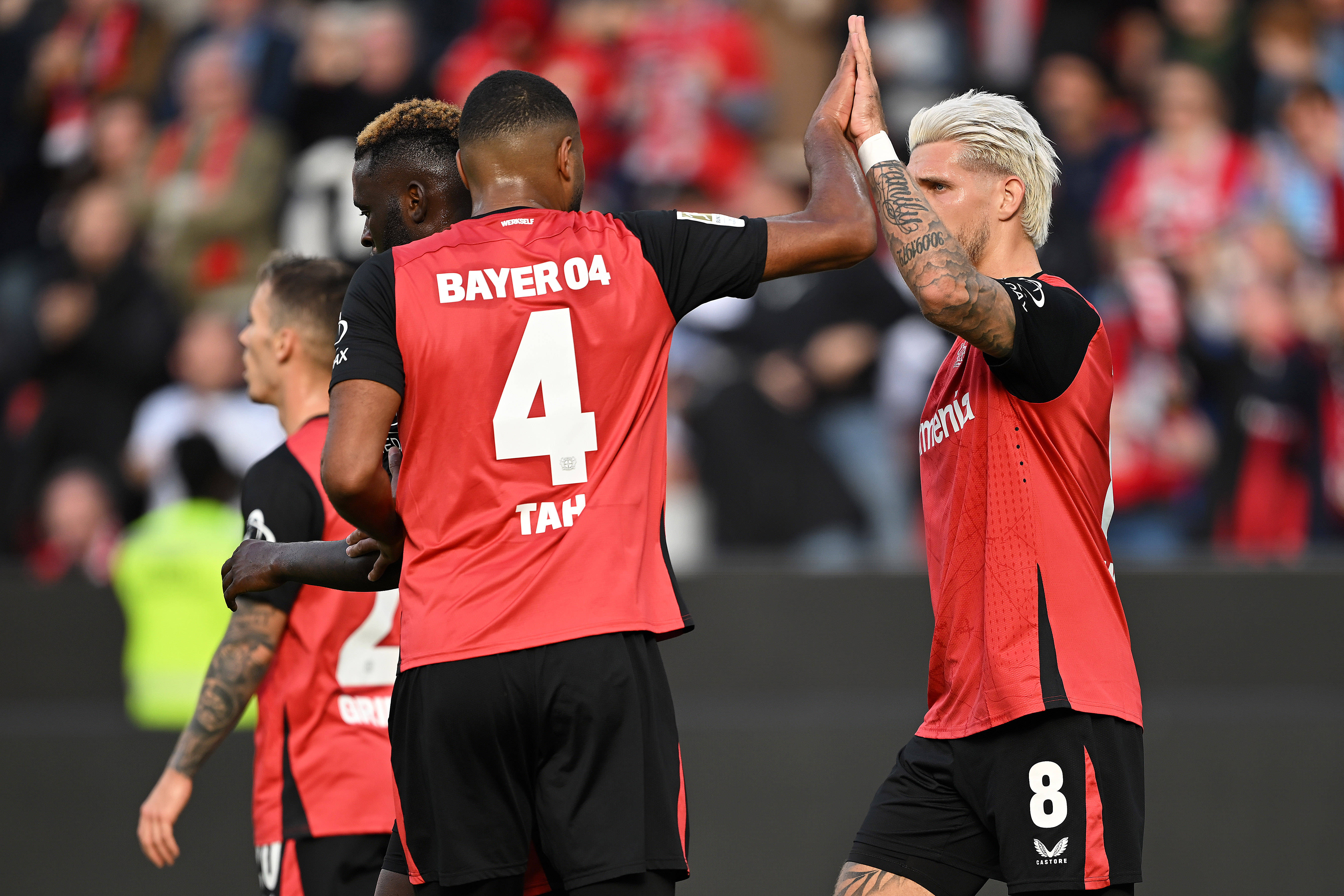 蜂鸟-关于凯恩关键节点出色防守，拜仁带队取胜！的信息