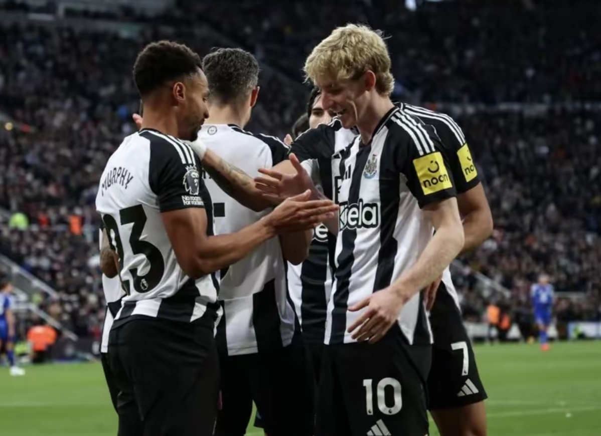 包含Rookie在切尔西比赛中大胜，战术调整引发热议！的词条